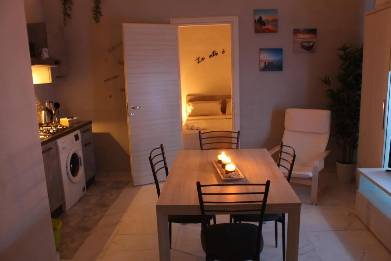 House Relax Bella Napoli Apartman 0*, Nápoly Olaszország